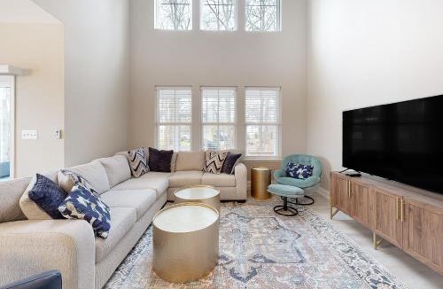 Millville House | Bishops Landing - 38480 Carroll Dr