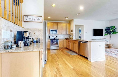 Millville Condo | Bishops Landing townhome with private washer/dryer, shared pool, tennis, gym
