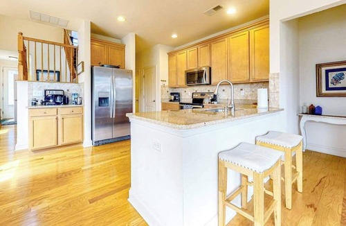 Millville Condo | Bishops Landing townhome with private washer/dryer, shared pool, tennis, gym