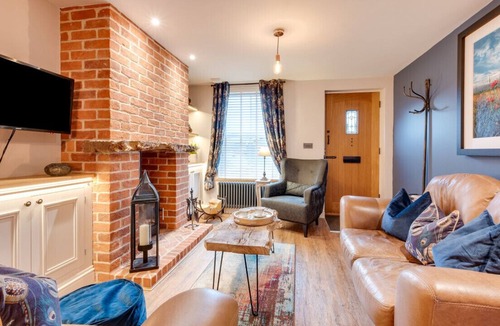 Bury St Edmunds House | Bishops - Two Bedroom House, Sleeps 4