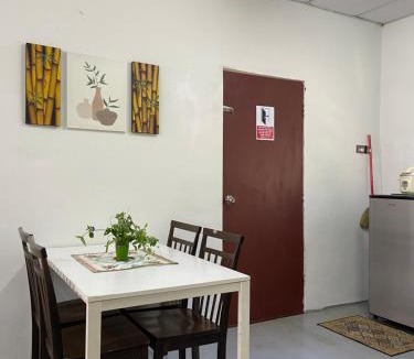 Lubok House | Bistari Homestay