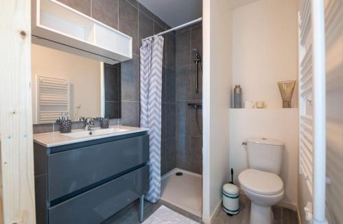 Nazelles-Negron Apartment | Bistrot 10