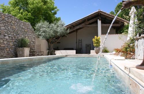 Lezan Villa | Bistrot Vintage "Chez Mamie Léone"