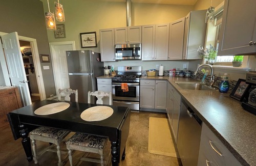 Stevensville Cottage | Bitterroot Sky Cottage-What A View!