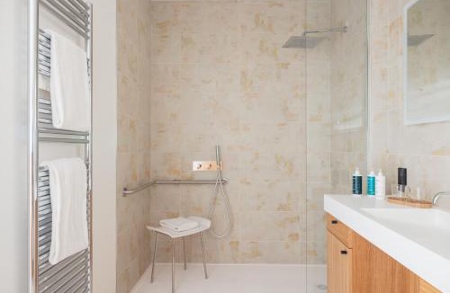 Saint-Jean-de-Luz City Center Hotel | Bizipoz Hôtel