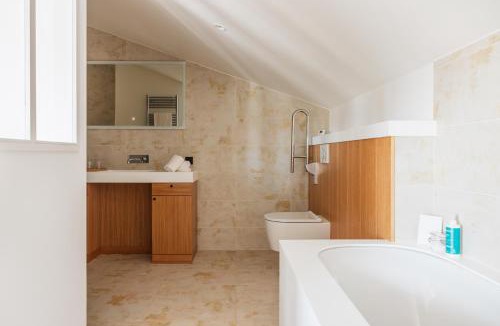 Saint-Jean-de-Luz City Center Hotel | Bizipoz Hôtel