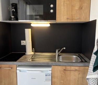 Vernon Apartment | BIZY Appartement
