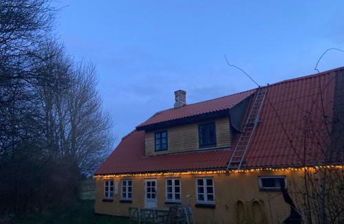 Faaborg House | Bjørnø Vingård B&B - bed&bath