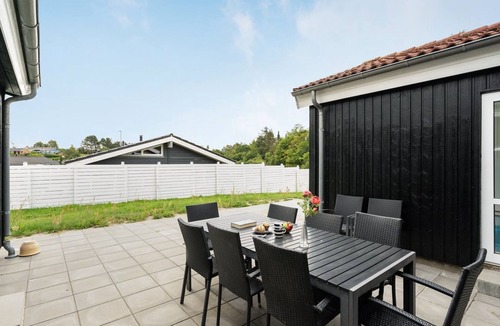 Lyngsbæk Strand House | "Bjarki" - 800m from the sea by Interhome