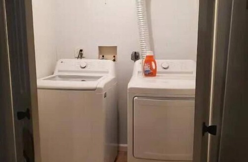 Ocean Hill Apartment | BK Boho- Private backyard, event-friendly