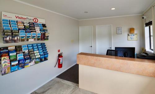 Woodhill Hotel | BK's Pohutukawa Lodge