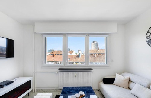Mulhouse Apartment | Blāck diamond spa