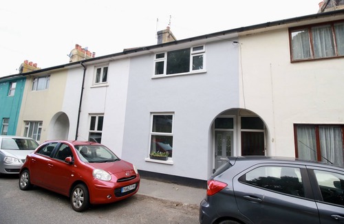 Seaford Apartment | Blachington Cottage, "Stunning and Central"