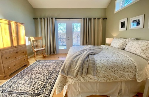 Port Carmen House | Black Barrel Hill Luxury Waterfront Property