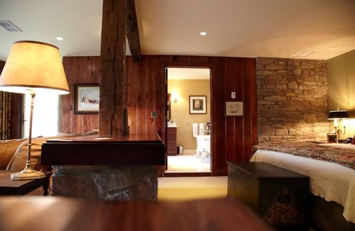 Lumberville Hotel | Black Bass Hotel