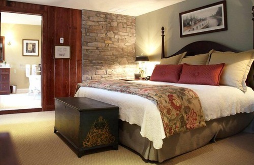 Lumberville Hotel | Black Bass Hotel