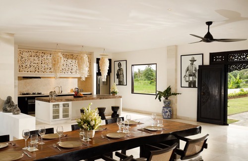 Kerambitan Villa | Black Beach Villa - Absolute Beachfront