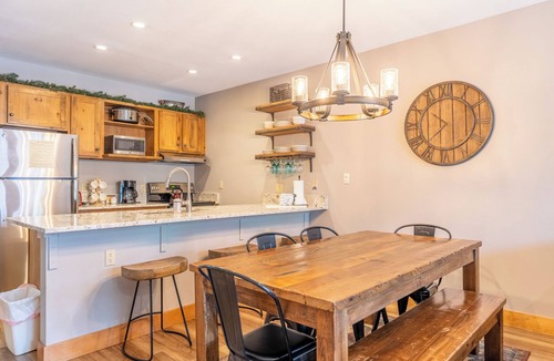 River Run House | Black Bear #8046