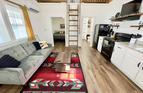 Albertville House | Black Bear Cabin: Arcade, Inflatables, Fishing