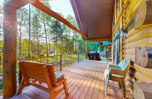 Tomahawk House | Black Bear Cabin