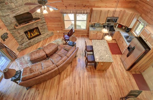 Apple Creek Acres Cabin | Black Bear Falls - Log Cabin Retreat w/Waterfalls, Mountain Views & Game Room