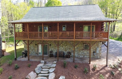 Apple Creek Acres Cabin | Black Bear Falls - Log Cabin Retreat w/Waterfalls, Mountain Views & Game Room