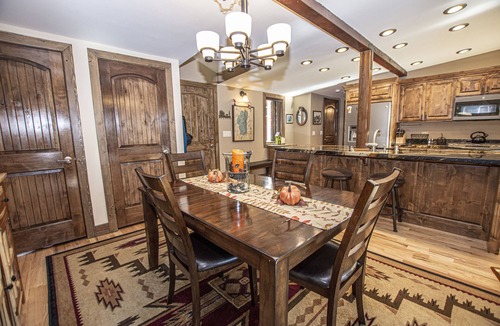 Sunnyside House | Black Bear Haus by Hauserman Rentals