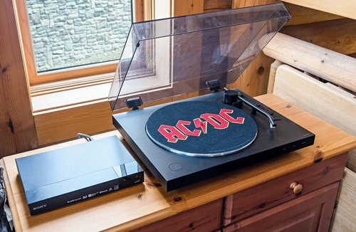 Snoqualmie Pass Cabin | Black Bear Lodge