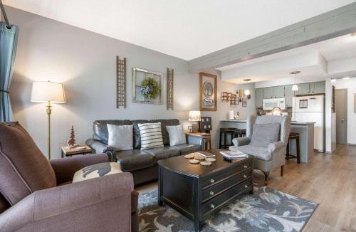 Notch Estates House | Black Bear Lodge - 1 Mile from Silver Dollar City