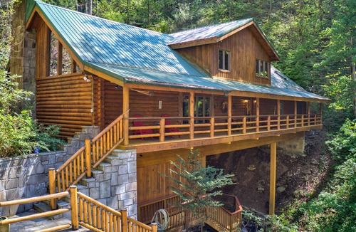 Cosby House | Black Bear Lodge by Jackson Mountain Rentals
