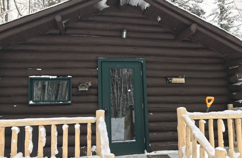 Glenfield Cabin | Black Bear Lodge Rustic Log Cabin