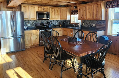 Caribou Cabin | Black Bear Lodge