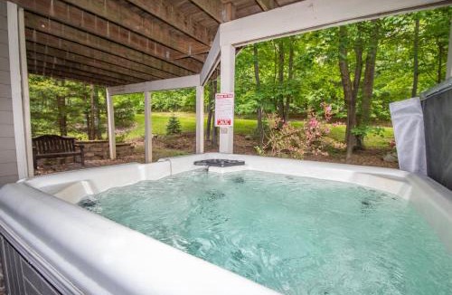 Blakeslee House | Black Bear Lodge