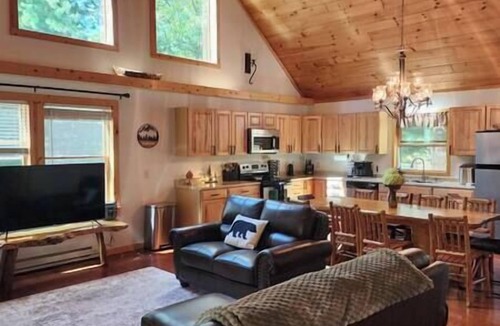 Chase Cabin | Black Bear Retreat-Hot Tub, Pet Friendly, Game Room