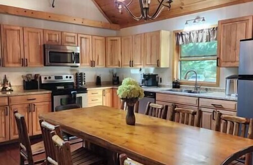 Chase Cabin | Black Bear Retreat-Hot Tub, Pet Friendly, Game Room