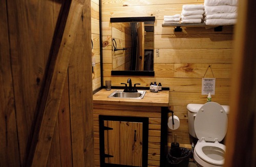 Powell Cabin | Black Ben Bear Cabin