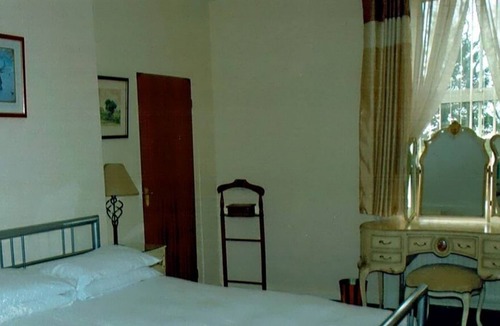 Castle Bytham Cabin | Black Bull A1 Lodge