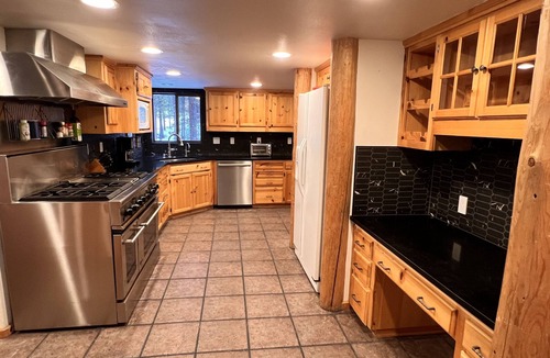 Black Butte Ranch House | Black Butte Ranch - Spacious house