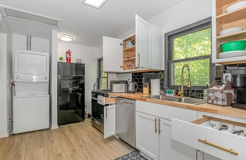Valparaiso House | Black Cabin Getaway in Woods I Valpo