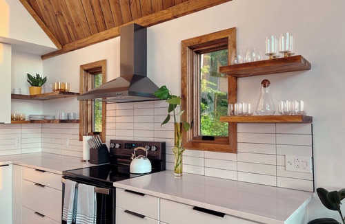 Dover House | Black Eagle Retreat