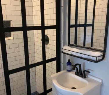 East Bayside Hostel | Black Elephant Hostel