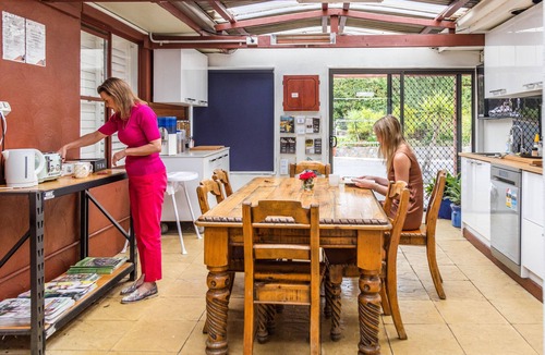 Macedon Hotel | Black Forest Motel