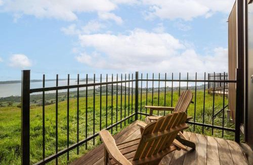 Waitoki House | Black Horse Cabin 2 by Tiny Away