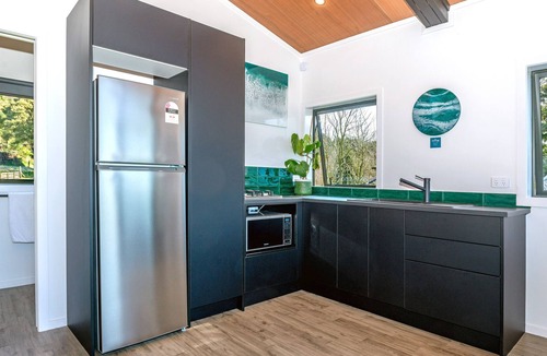 Patutahi Cabin | Black Label Retreats