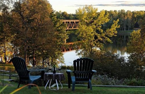 Topsham Bed & Breakfast | Black Lantern B&B