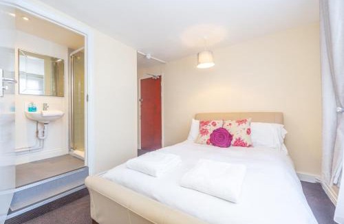 St. Mark's House | Black Lion