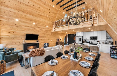 Blakeslee Cabin | Black Lotus A-Frame | Hot Tub | Sauna | Firepit