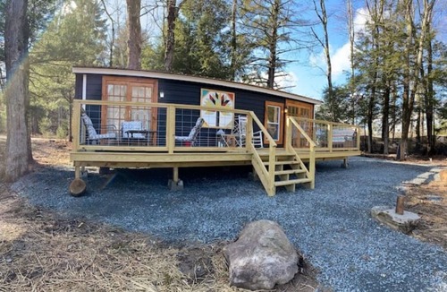 Woodridge Cabin | Black Marsh Mellow Tiny Home