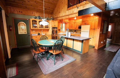 Rangeley Plantation House | 🐾Black Moose - Private waterfront beach area, walk-in accessibility and a dock!