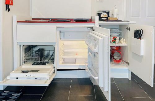 Lake House | Black Pan Holiday Cottage